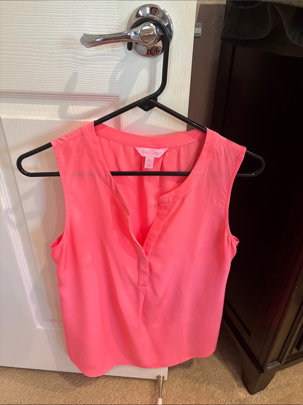 Lilly Pulitzer Coral-Pink Sleeveless V-Neck Camisole